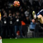 Zinédine Zidane montre qu’il a des ailes même à 53 ans en régalant le Vélodrome lors d’une soirée de gala à Marseille.