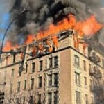 Violent incendie à l’Upper West Side : quatre blessés et un étage détruit
