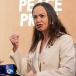 « Nou mande lapè, nou chwazi lavi » : un collectif interreligieux et social marche pour la paix à Port-au-Prince.