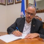 Pérou : José Maria Balcazar, nouveau président par intérim